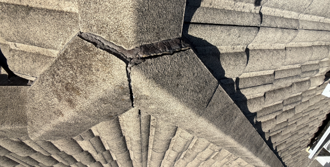 Cracked tile pointing