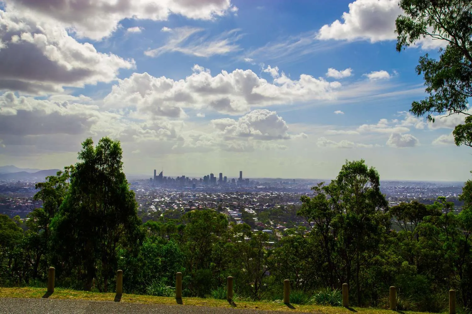 Mt-Gravatt-Lookout-Day-Time-Lookout-View Mt Gravatt Lookout view to the city